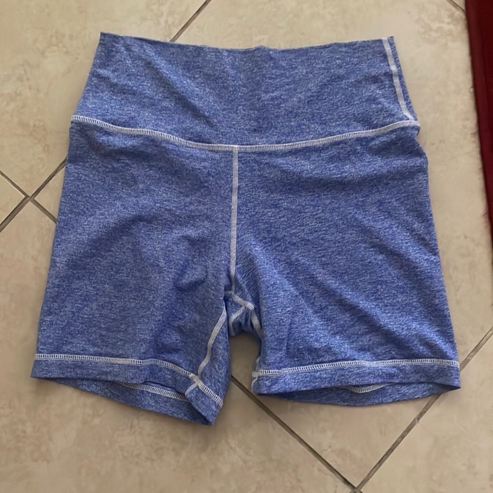 Fleo biker shorts 6” high rise